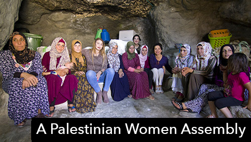 Une assemblée des femmes Une assemblée des femmes